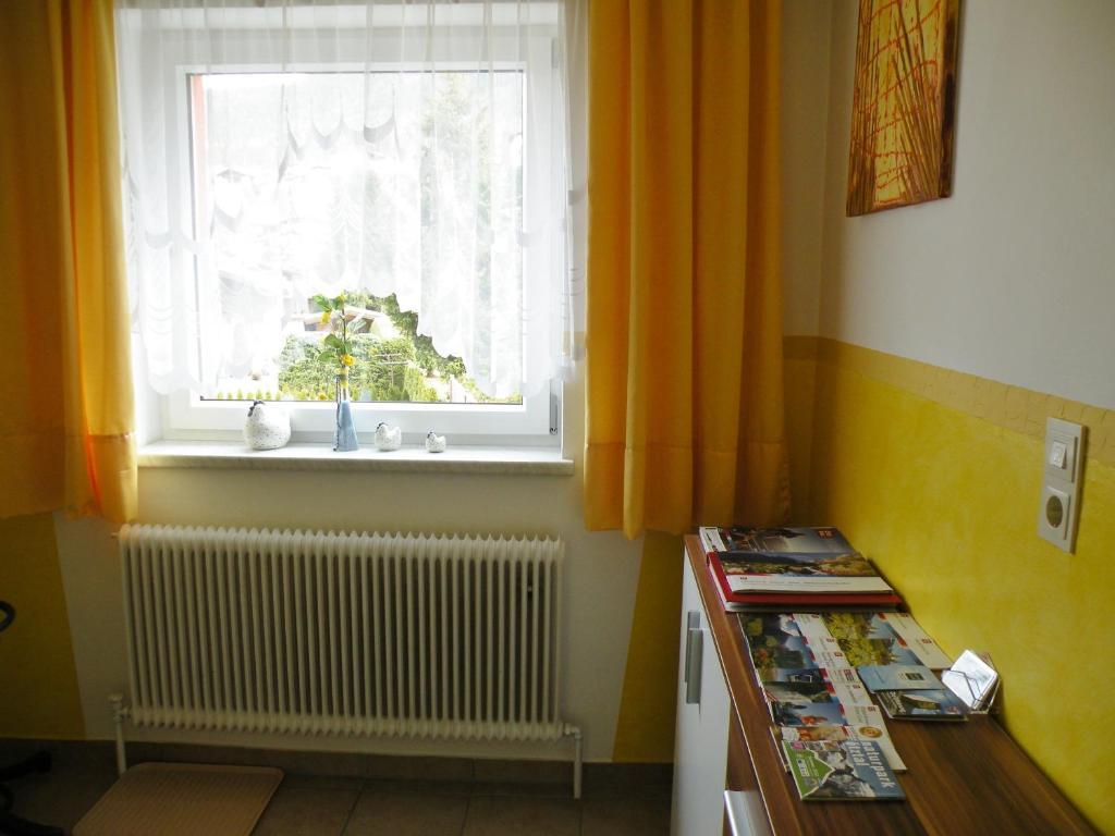 Haus Fini Apartment แลงเงนเฟลด์ ภายนอก รูปภาพ
