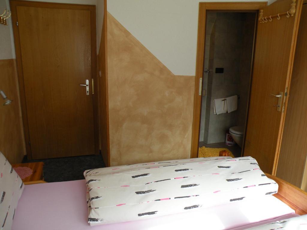 Haus Fini Apartment แลงเงนเฟลด์ ภายนอก รูปภาพ