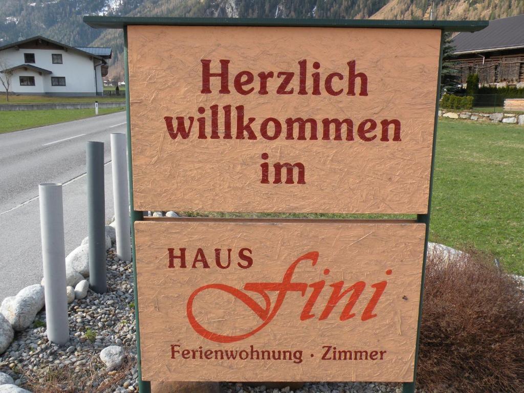 Haus Fini Apartment แลงเงนเฟลด์ ภายนอก รูปภาพ