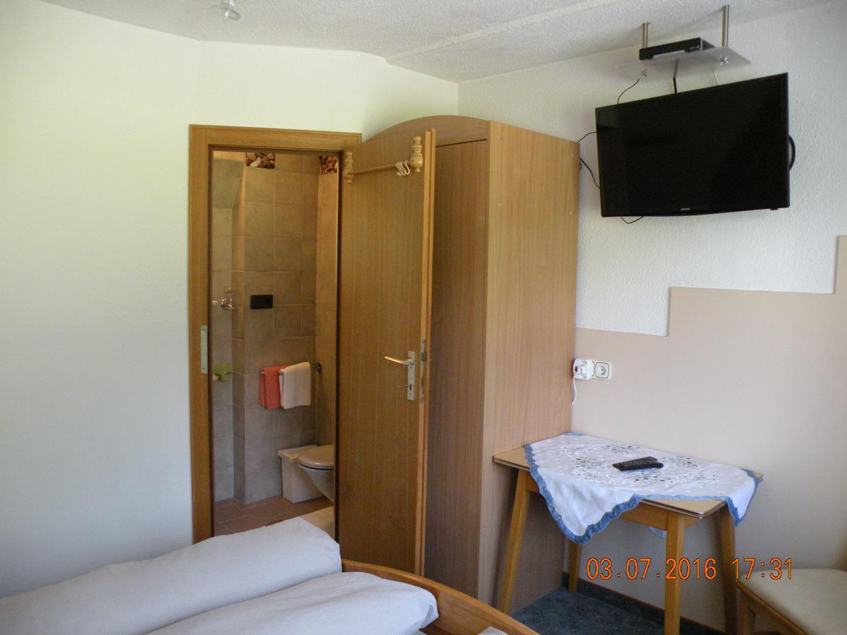 Haus Fini Apartment แลงเงนเฟลด์ ภายนอก รูปภาพ